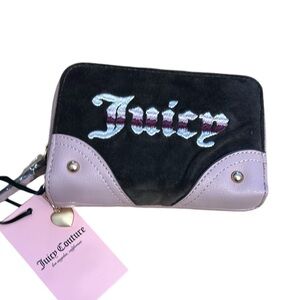 Juicy Couture Retro Zip Around Wallet